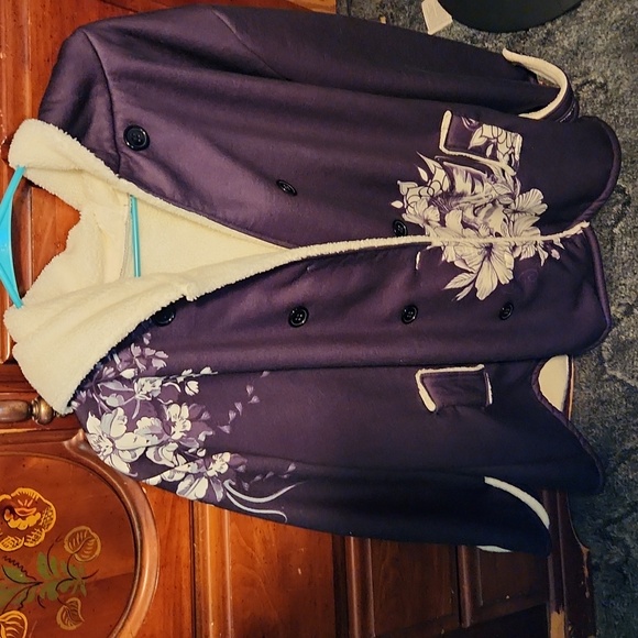 Women's Black Floral Jacket - Picture 4 of 4